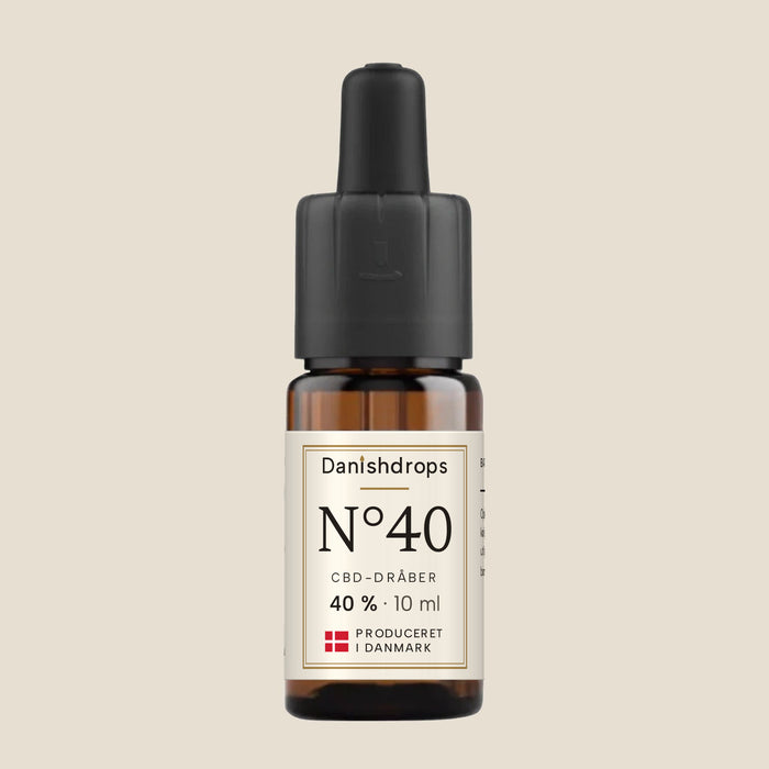 Danishdrops N°40, CBD-dråber 40 % i MCT-olie, 10 ml flaske, produceret i Danmark